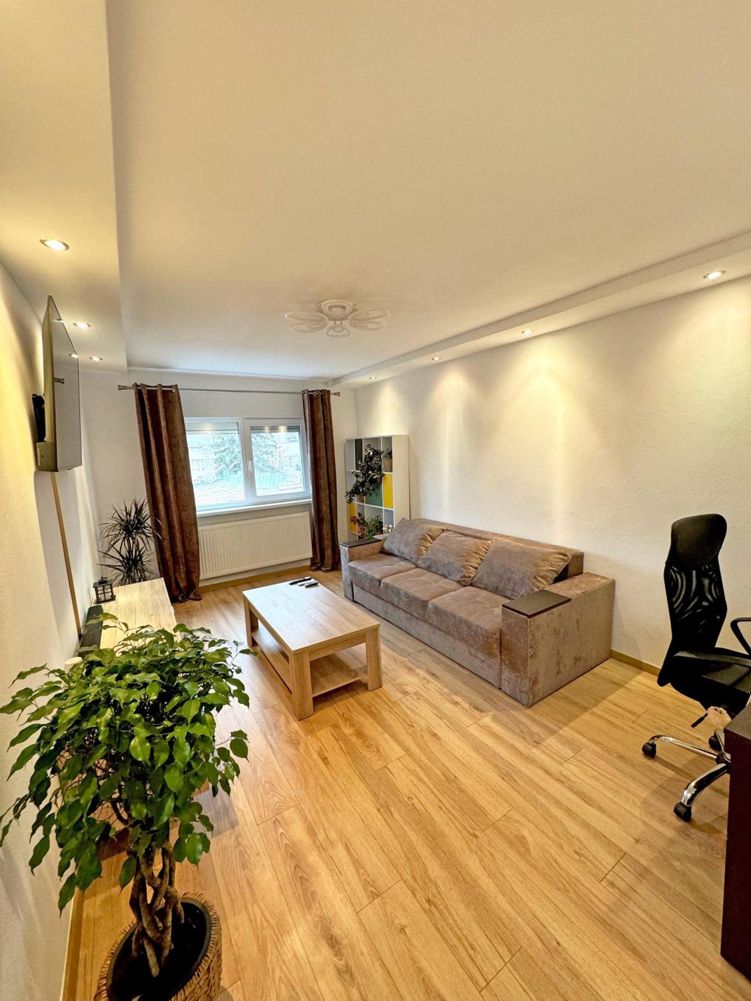 Ultracentral Apartment Târgu Jiu Zewnętrze zdjęcie